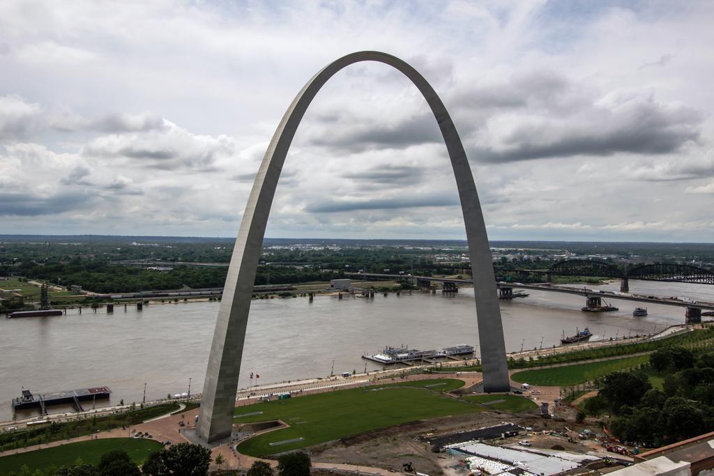 City Place Downtown St. Louis Hotel Esterno foto